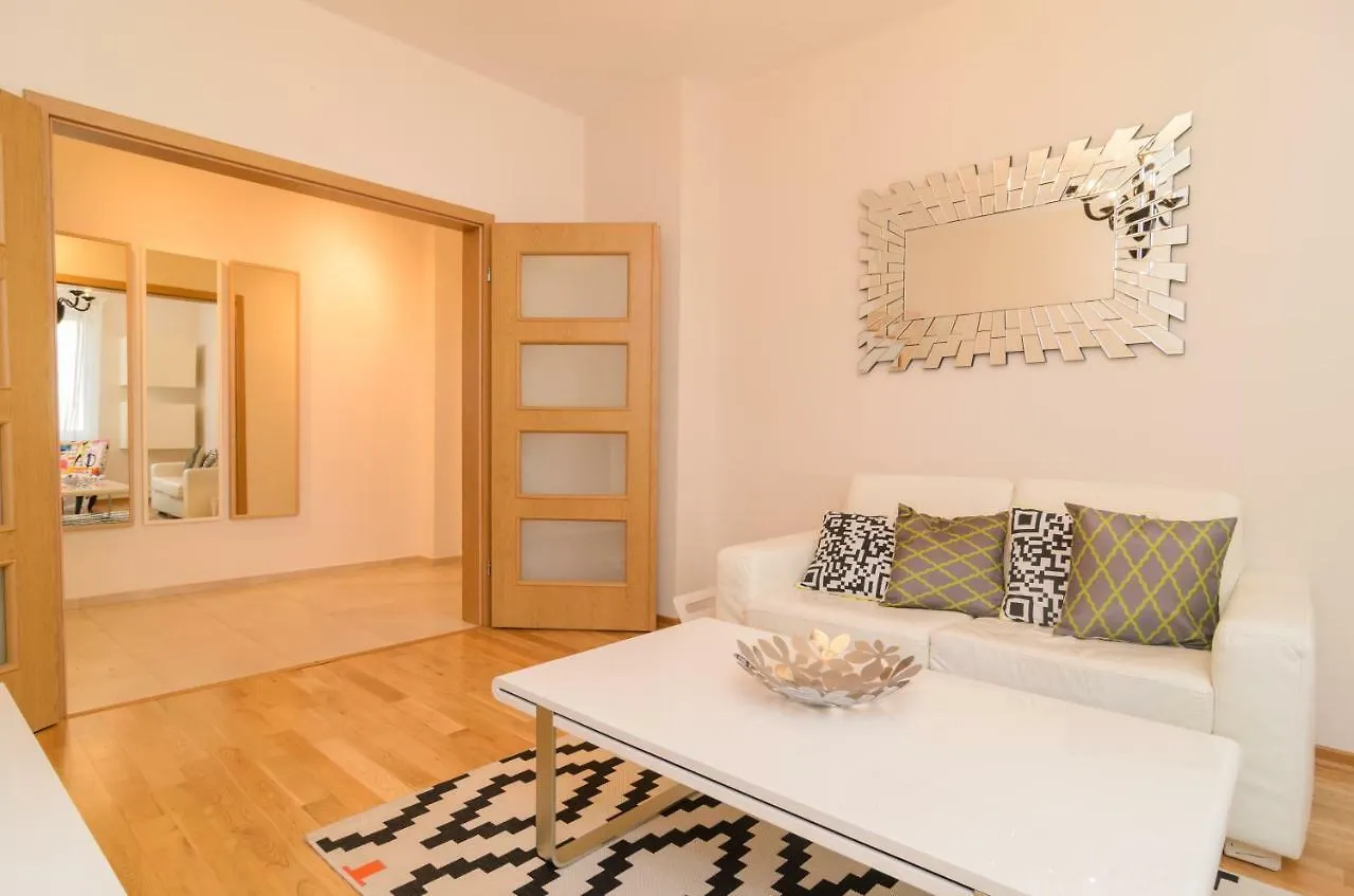 Rise & Shine Sofia Luxury Apartment By Flat Mаnager Bulgaria
